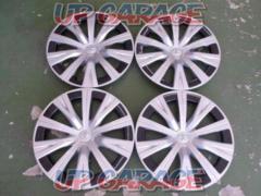 Toyota genuine
Steel wheel cap
Camry / AXVH 70
