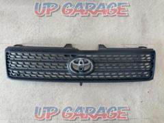 Toyota
NCP50
Professional box
Genuine front grille