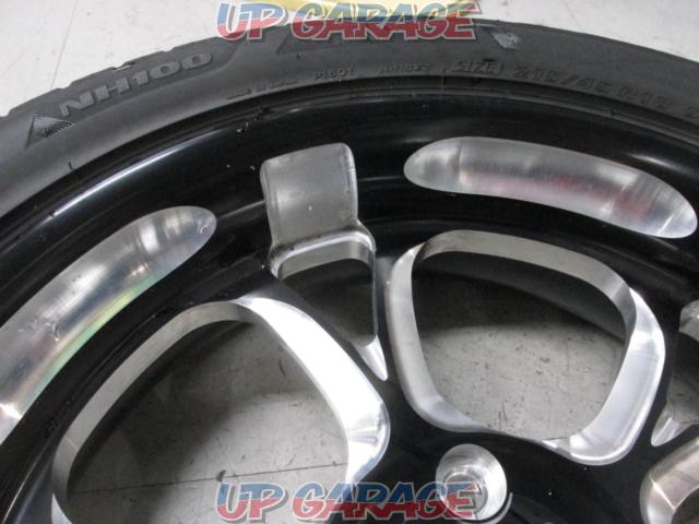 PerformanceMachine (performance machine)
Luxe rear wheel
Harley Trike (’14-21) Great deal! Significant price reduction from January 2024!-02