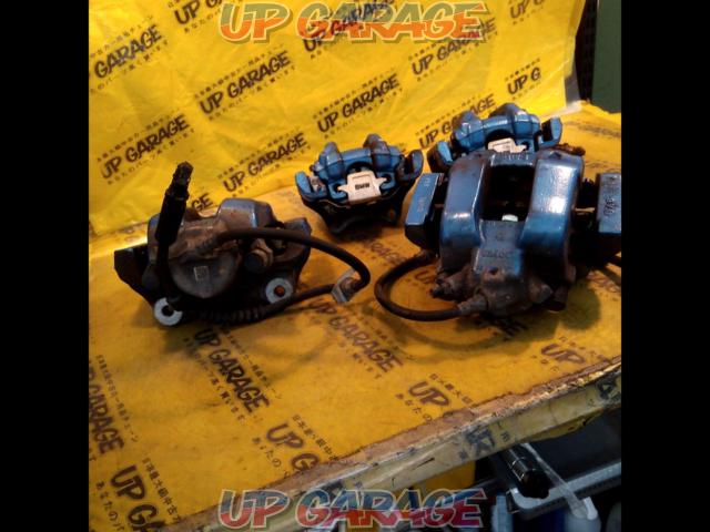 Price down BMW
320i
F30
Genuine caliper
Set before and after-04