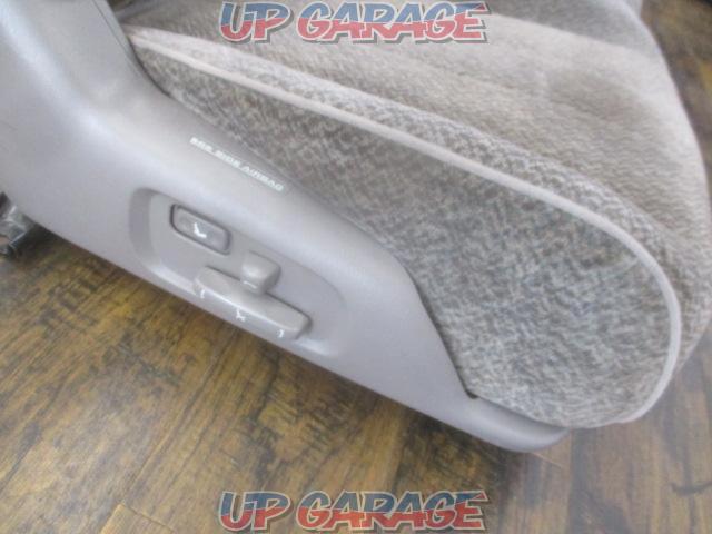 TOYOTA (Toyota)
JZX100 system Chaser
Avante
Lordry
Genuine driver seat & passenger seat set-04