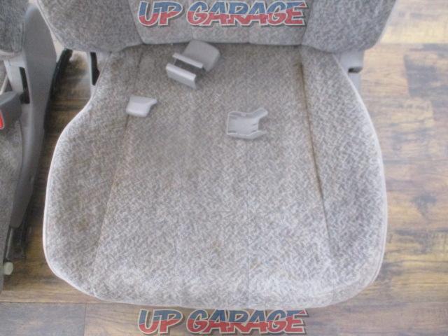 TOYOTA (Toyota)
JZX100 system Chaser
Avante
Lordry
Genuine driver seat & passenger seat set-06