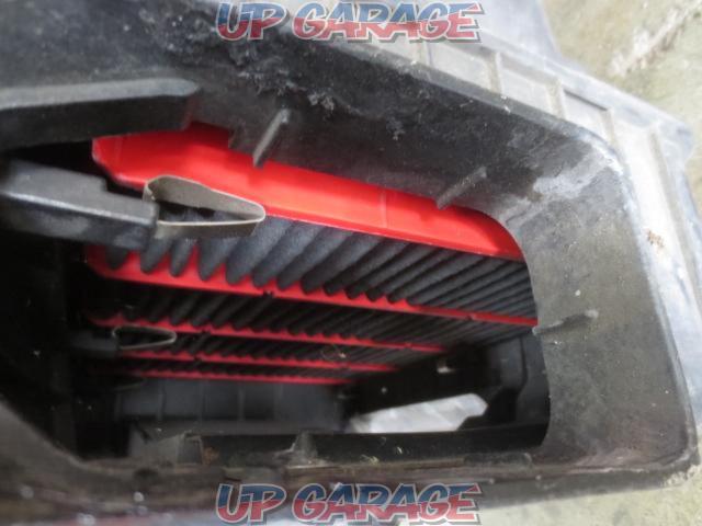 Toyota
JZX100
Chaser
Genuine air cleaner BOX-04
