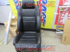 Price reduced for Subaru genuine BE5
Genuine leather seat
Left