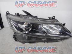 〇The price has been reduced !!
Only on the right side Nissan genuine
LED
Headlight