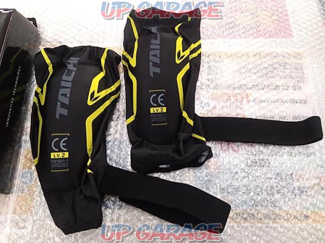 RSTaichi Stealth
CE
(Level 2) Knee guard
Knee protector
Pair
Size M-02