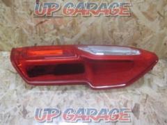 Honda
N-BOX
JF3
Previous period
Genuine tail lens
Right only