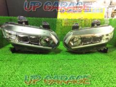 HONDA
Genuine headlight
Clear
2 split
S660
JW5
Previous period
Scratches/yellowing/resin meltdown
There