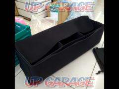 Unknown Manufacturer
Soft luggage box