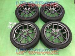 Up Garage New Wheels New Tire Set UPGARAGE
Racing
Light
SHINKA
+
KENDA
KR 20