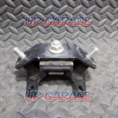 TOYOTA
Genuine transmission mount 86
ZN6
The previous fiscal year]