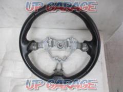 TOYOTA
86 late model genuine leather steering
(X05079)