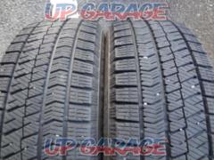 [Set of 2]
BRIDGESTONE
BLIZZAK
VRX2
195 / 65-15
Two studless tires
X05040