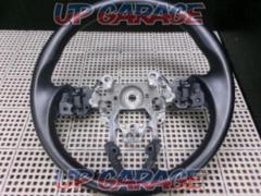 RX2405-315
MAZDA genuine
Leather steering wheel