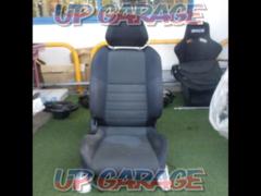 Nissan genuine
S15 Silvia genuine reclining seat
Driver's side only