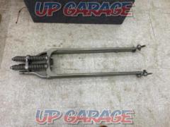 Other shovel heads
Made by Pauco?
Springer fork
With shock