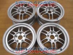ENKEI (circles)
Racing (Racing)
RPF1
Silver
Front and rear inch difference!
