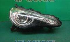 Toyota Genuine 86/ZN6
Previous period
Xenon headlights
※ Driver's seat side only