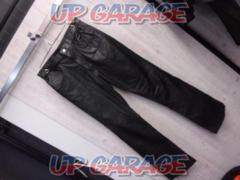 Manufacturer unknown) Size: 32
Leather pants