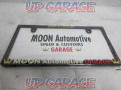 Raised
MOON
Garage
Logo
skinny
License
plate
Frame
[MG063BKMG]
