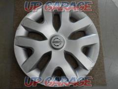 16 inch Nissan genuine (NISSAN) Leaf genuine hubcap
4 sheets set