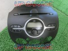Mazda
DE series Demio genuine CD tuner