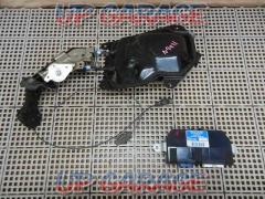 RX2302-3025
NISSAN genuine
Driver's side power slide motor