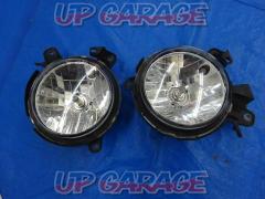 Daihatsu
Move Custom L910 genuine headlight left and right set