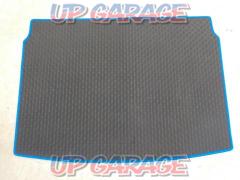 Unknown Manufacturer
Rubber luggage mat