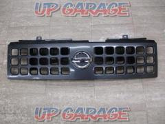Price review
Nissan original (NISSAN)
Genuine front grille