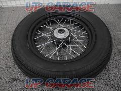 HarleyDavidson (Harley Davidson)
FL system
Spoke wheels
With tire
16 inches