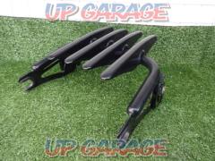 unknown luggage rack
For Harley
black
Material: Iron
Size: Width 27cm x Height 30.5cm