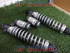 [KAWASAKI]
Rear suspension
Genuine
Zephyr 1100 (year unknown)
Free length: about 350mm