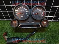 KAWASAKI (Kawasaki)
Genuine speedometer
GPZ900R (’98 model)
