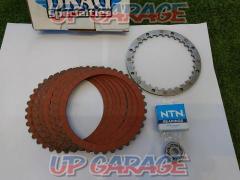 [
Harley-Davidson

Clutch spring plate & clutch friction plate & clutch ramp bearing
84 or later XL
