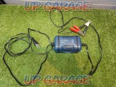 General purpose
Battery Charger
PC-100