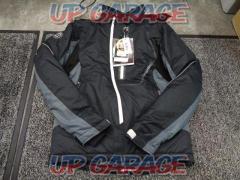 *Price reduced*Urbanism
Asymmetry Winter jacket
(size/
M)
UNJ-045