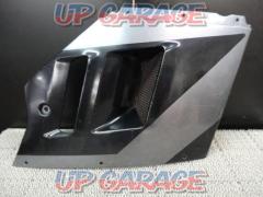 GSX-R1100
genuine side/middle cowl
GV73A
Right