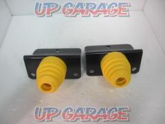 PLOT
Hiace (100 series)
Bump stop rubber for rear
2WD / 4WD
S10130