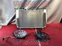YZF-R6 ('20 / race-based car)
Genuine
Radiator / left and right blower set