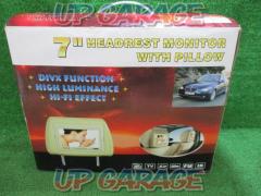 Unknown Manufacturer
7-inch headrest monitor