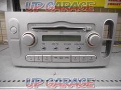 Honda original (HONDA)
(39100-SFA0230)
Life (JB5) genuine
CD tuner
(Silver / variant type)