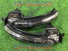 Price cut! Nissan genuine (NISSAN)
Notebook (E13)
Door mirror turn signal lens/turn signal lamp
Right and left
2 split