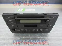TOYOTA (Toyota)
Genuine variant audio
CD / cassette tuner
Product number: 86120-2A431
Mark II / 110 series