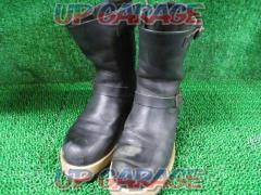 ◆WILD
WING
Leather boots
Size: 24.5cm