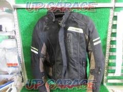 ◆ KOMINE (コ ミ ネ)
07-500
Winter jacket
Vega
Size: M