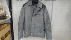 Size: XXL
BATES
Winter jacket