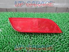SUBARU
Genuine Reflector
Right only
[Revu~ogu
VM4 system
The previous fiscal year]