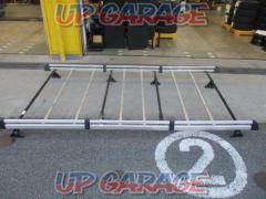 Unknown Manufacturer
Roof carrier