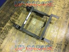 ◆Further price reduction!!◆
BRIDE
Seat rail
N159FO
Driver side
Fairlady Z
Z33